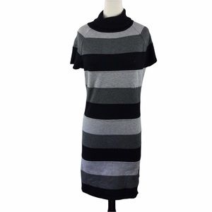 Xhilaration gray/black short sleeved sweater dress